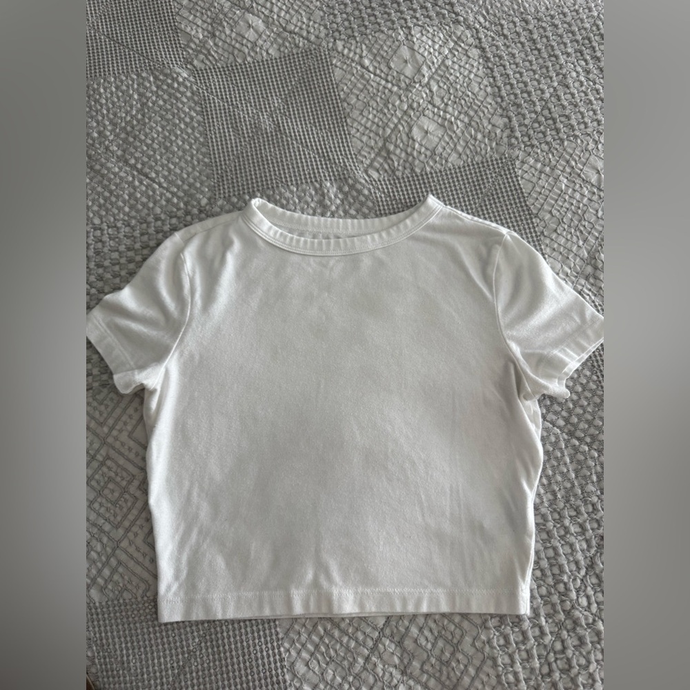 Classic White T-Shirt XS